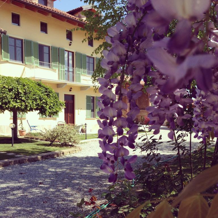 Trofarello Agriturismo Fruttirossi מראה חיצוני תמונה