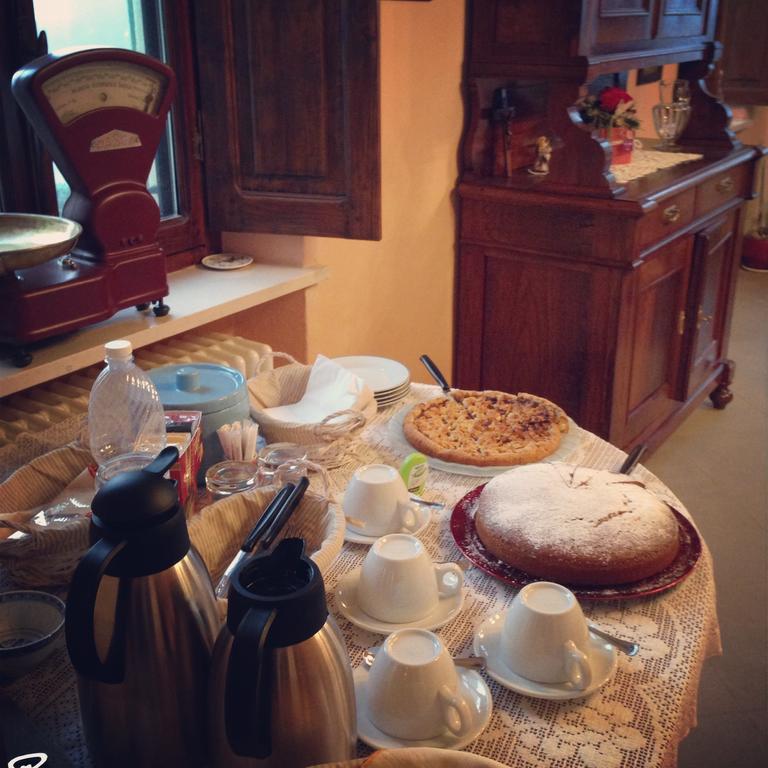 Trofarello Agriturismo Fruttirossi מראה חיצוני תמונה