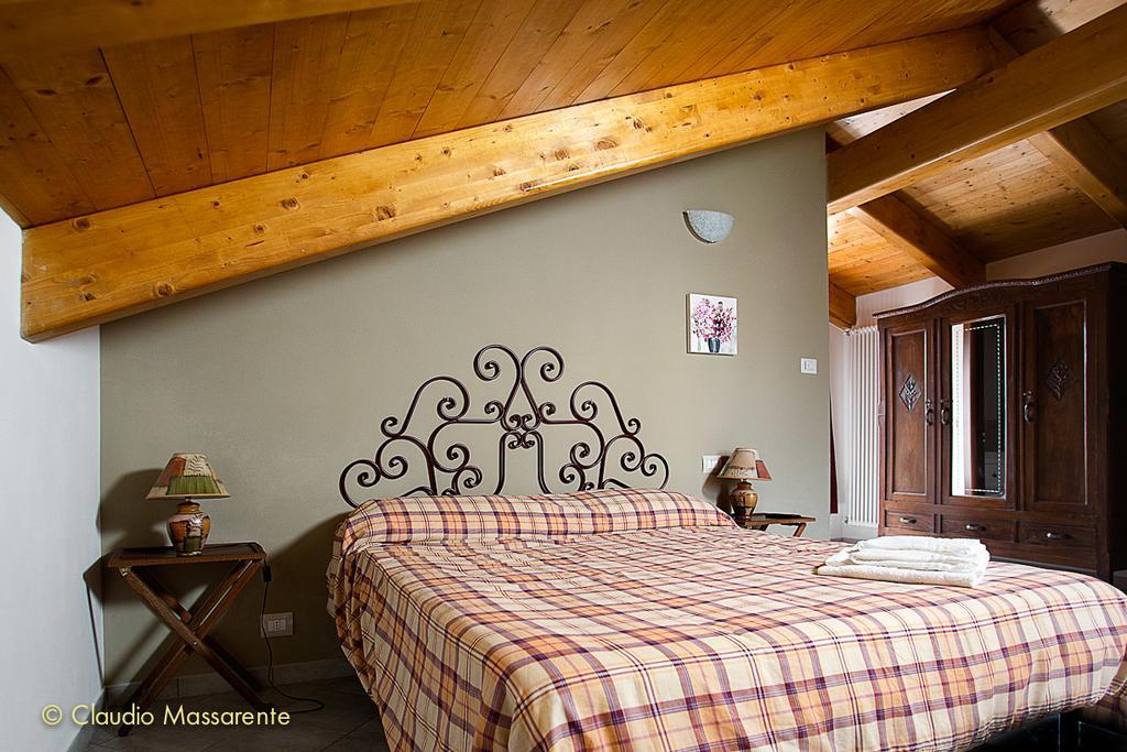 Trofarello Agriturismo Fruttirossi מראה חיצוני תמונה